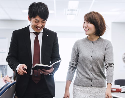 インタビュー04 人を知る 新卒採用情報 株式会社オリエントコーポレーション